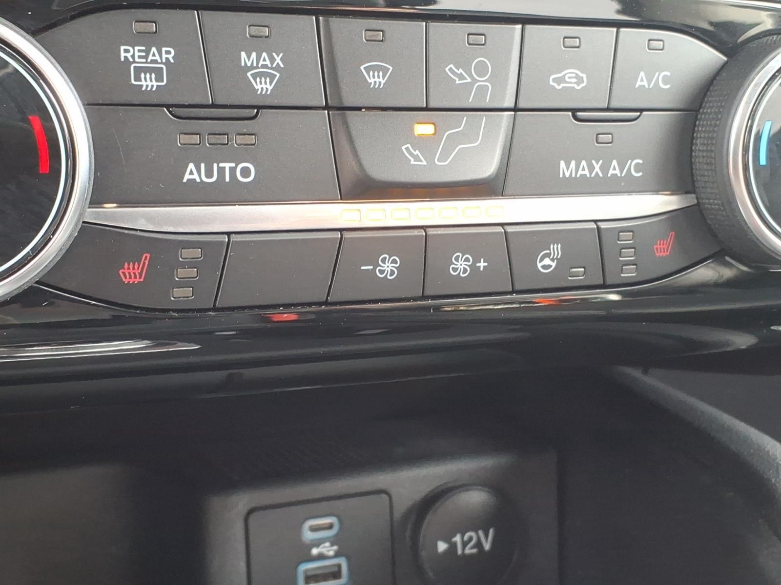 2022 Ford Escape SEL:14908
