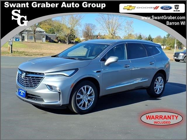 2023 Buick Enclave Essence AWD   