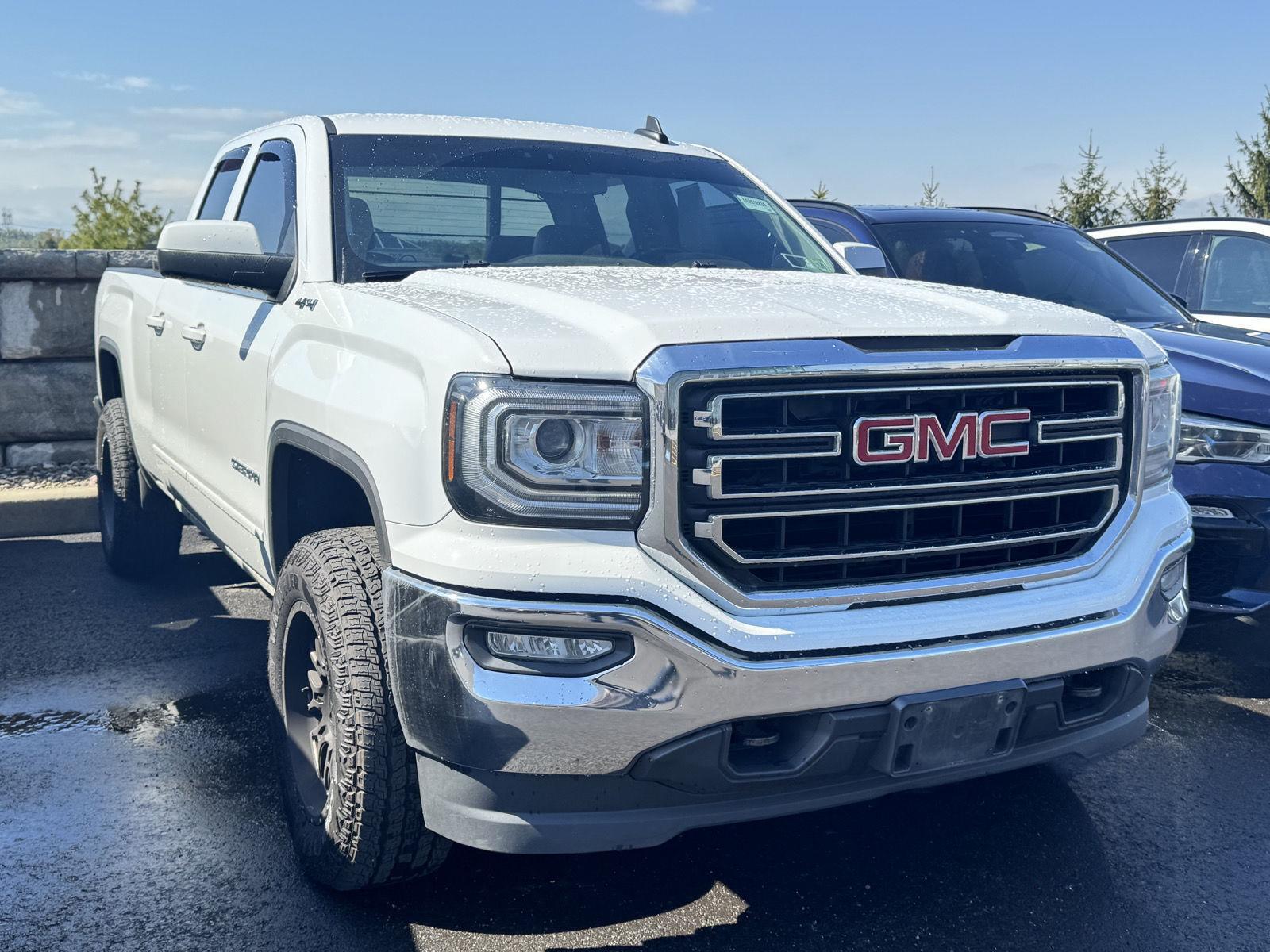 2017 GMC Sierra 4WD Double Cab Standard Box SLE's photo