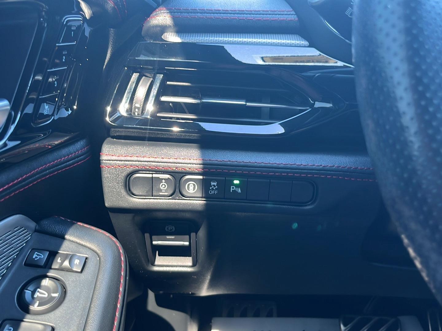 2024 Acura MDX A-Spec Package - Photo 13