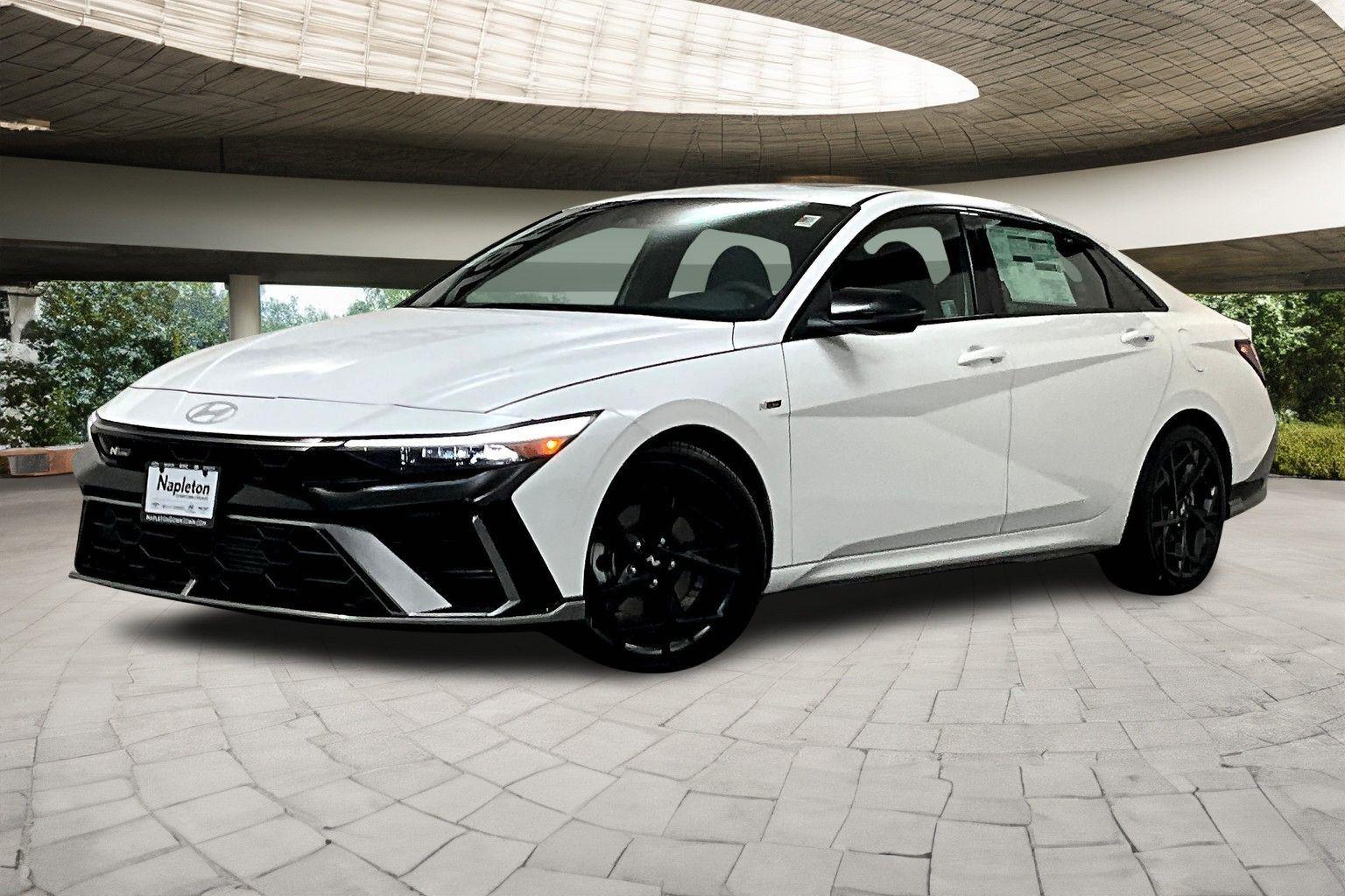 2025 Hyundai Elantra Limited photo 25