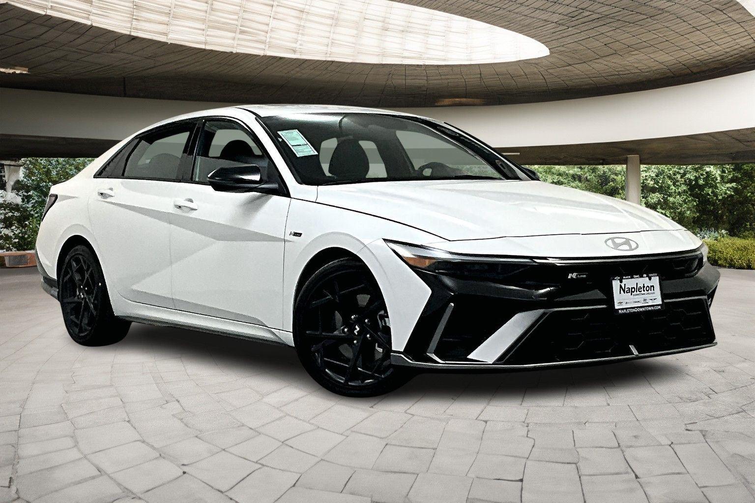 2025 Hyundai Elantra Limited photo 26