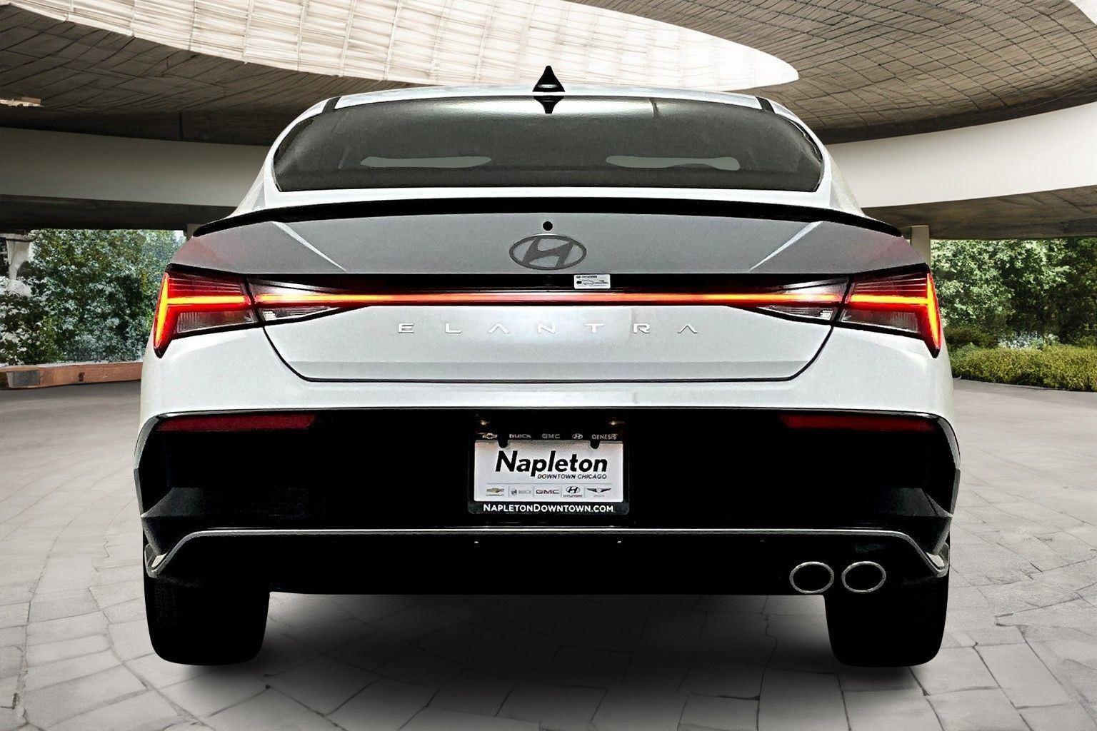 2025 Hyundai Elantra Limited photo 28