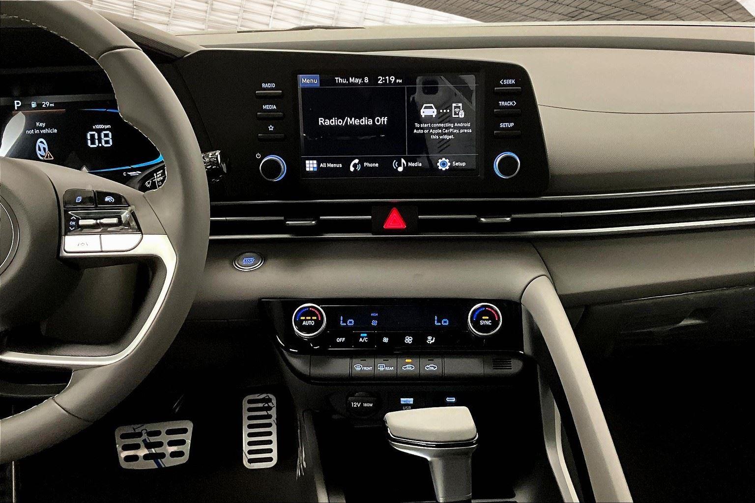 2025 Hyundai Elantra Limited photo 58