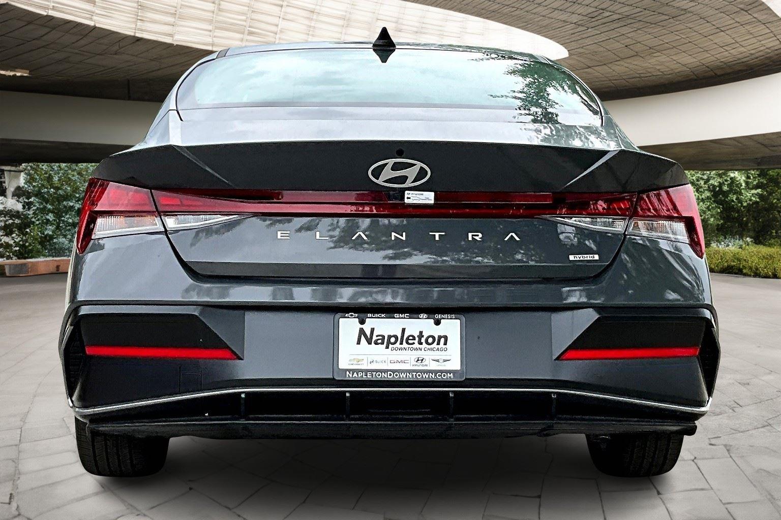 2025 Hyundai Elantra Hybrid SEL Sport photo 17