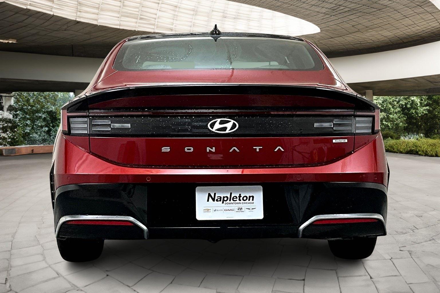 2025 Hyundai Sonata Hybrid Limited photo 4