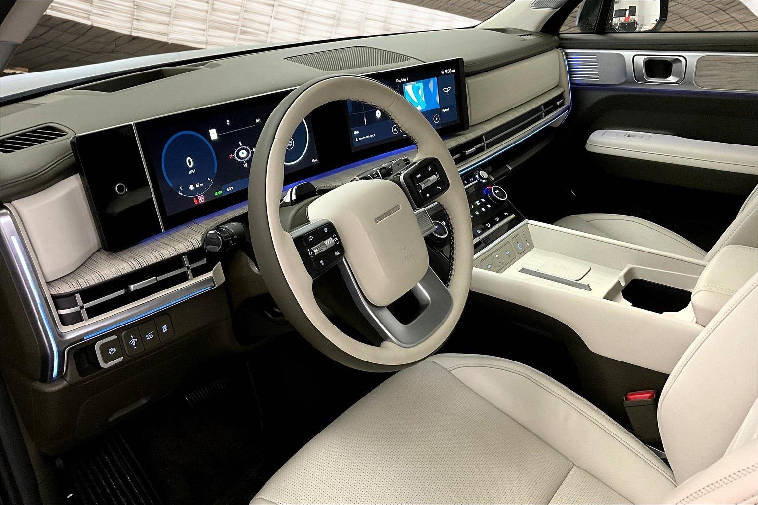 2024 Genesis G70 3.3T Sport Advanced photo 39