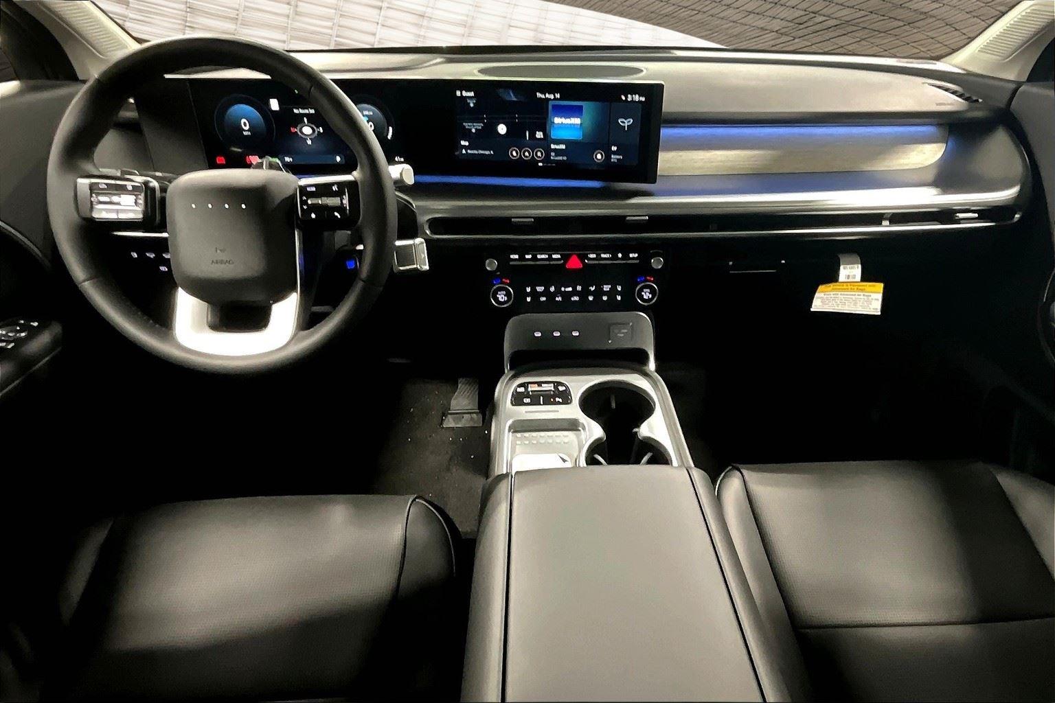 2026 Hyundai Ioniq SEL photo 4