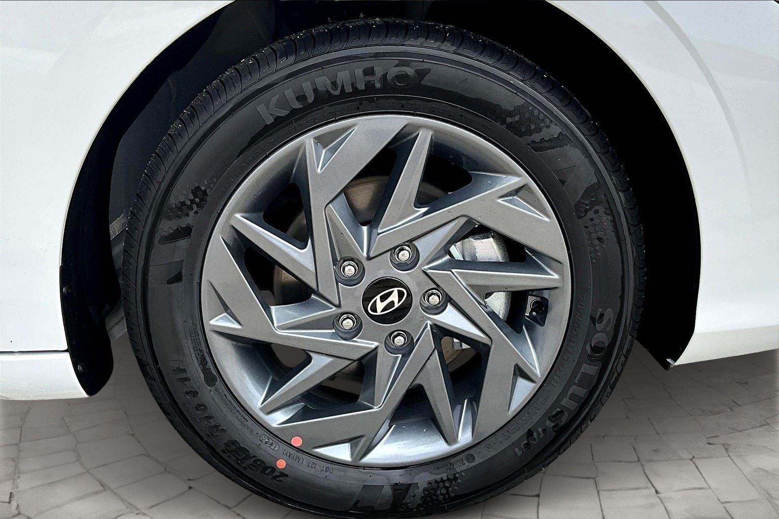 2025 Hyundai Elantra Hybrid SEL Sport photo 37