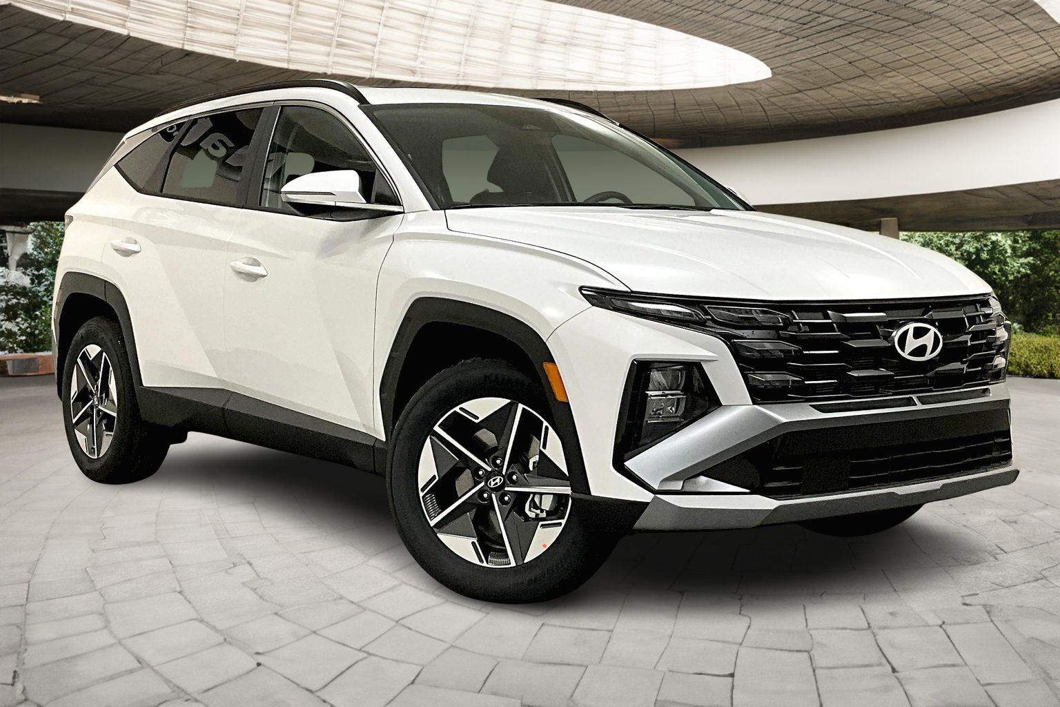 2025 Hyundai Tucson SEL Convenience photo 2