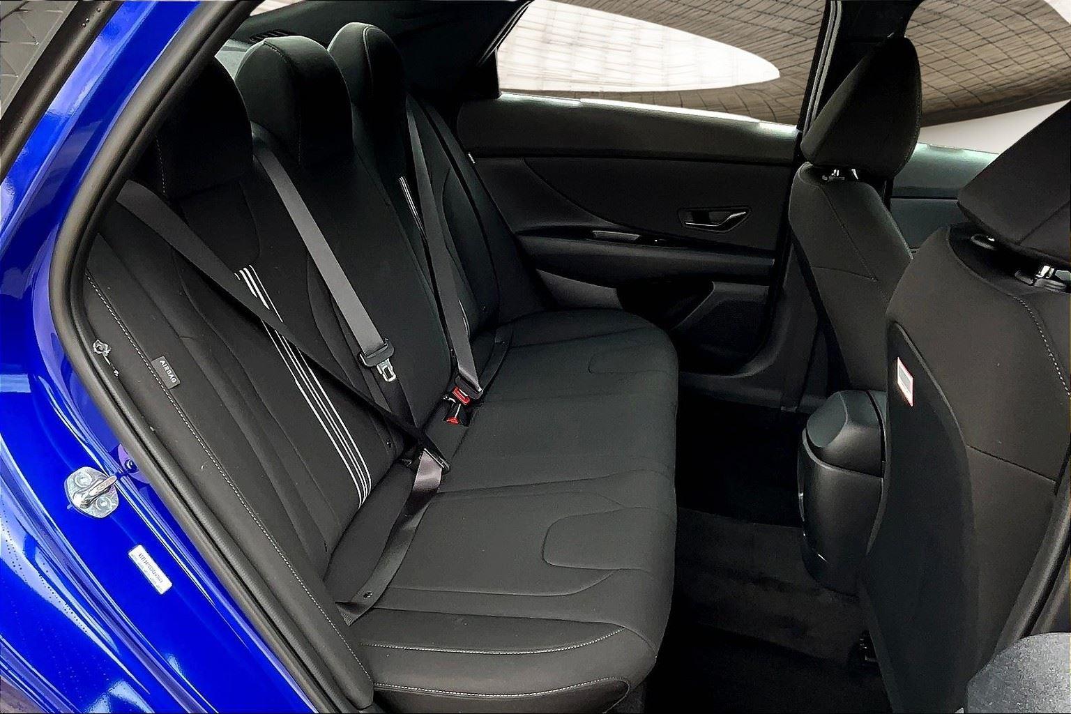 2025 Hyundai Elantra Limited photo 46