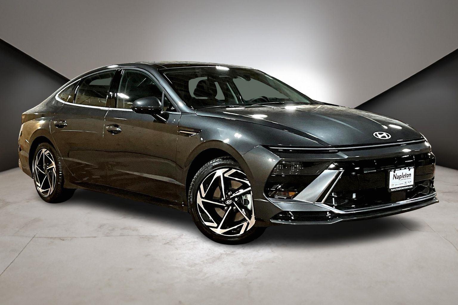 2025 Hyundai Sonata SEL Convenience photo 2