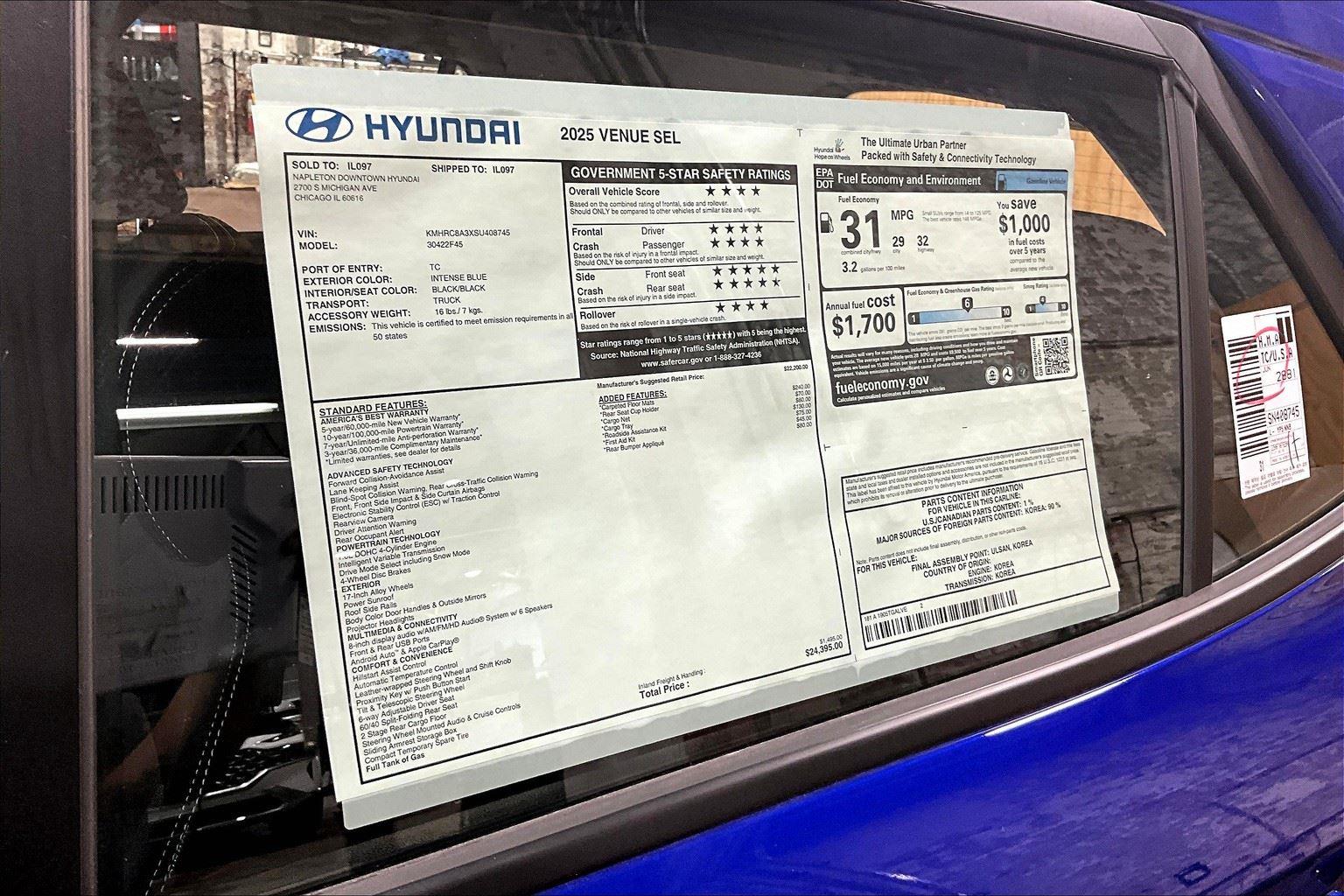 2025 Hyundai Venue SEL photo 41