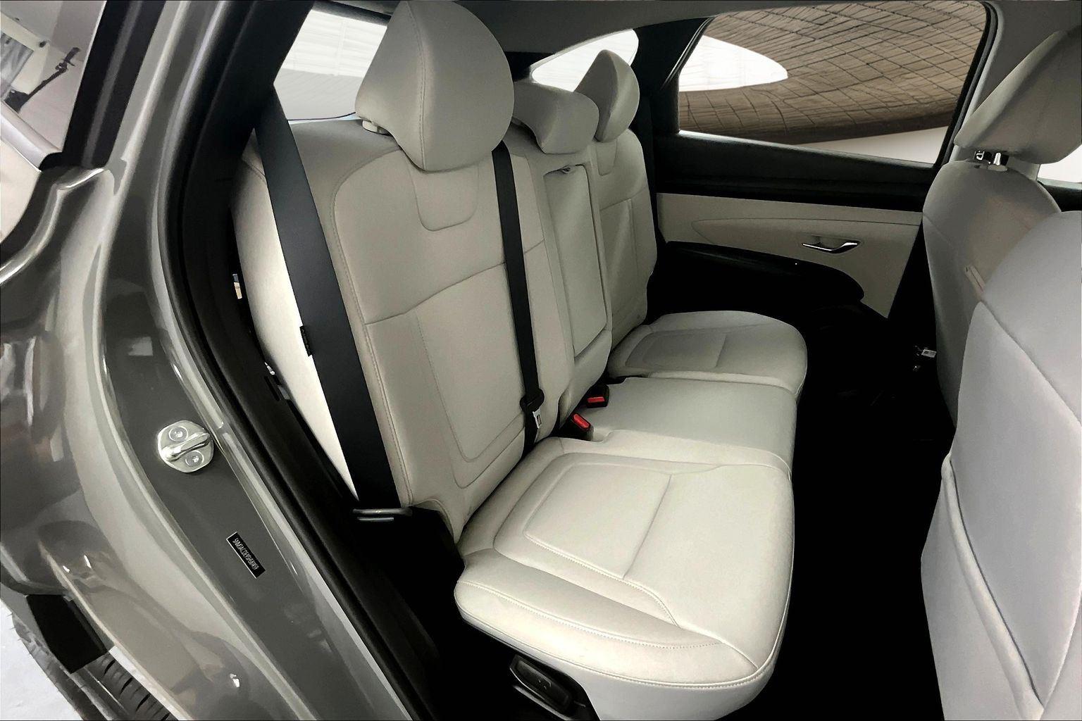 2026 Hyundai Tucson SE photo 48