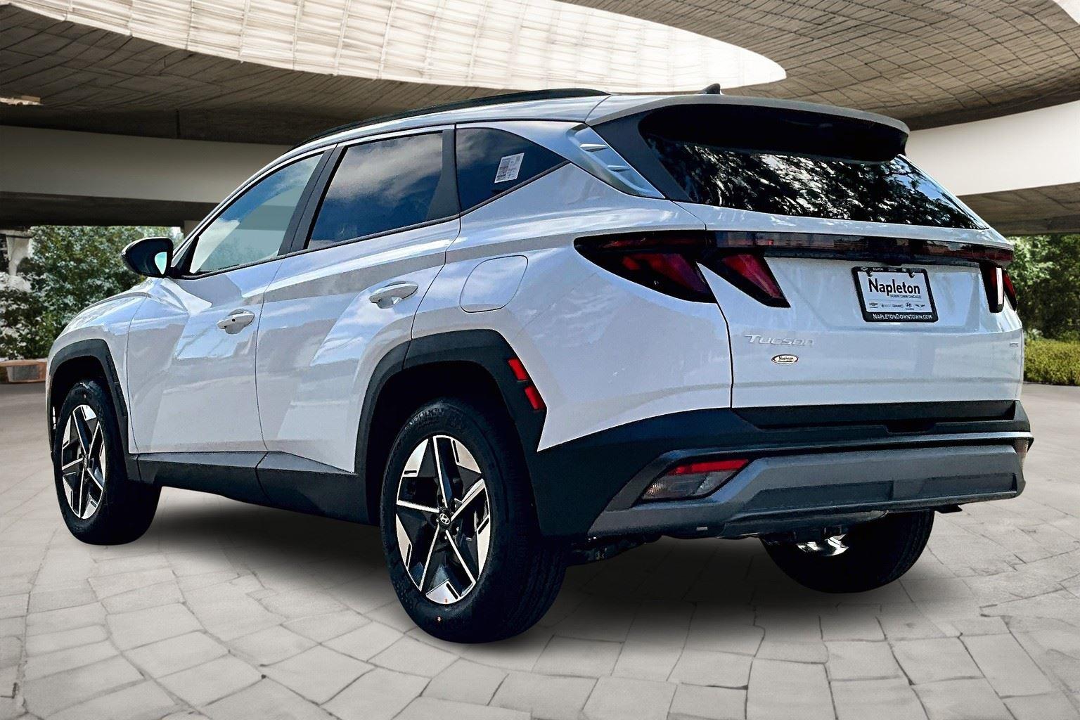 2026 Hyundai Tucson SEL photo 3