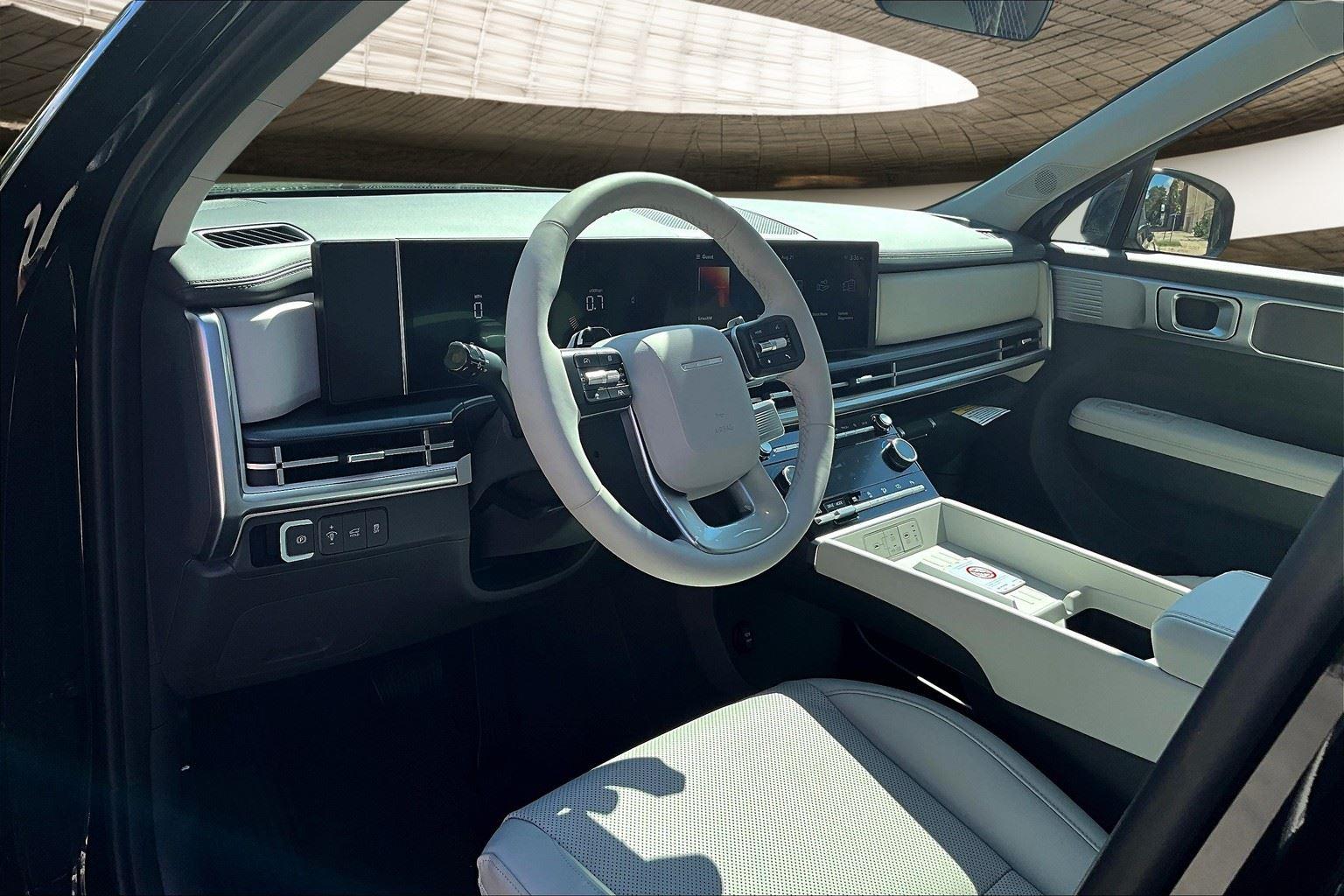 2025 Hyundai Santa Fe SE photo 31