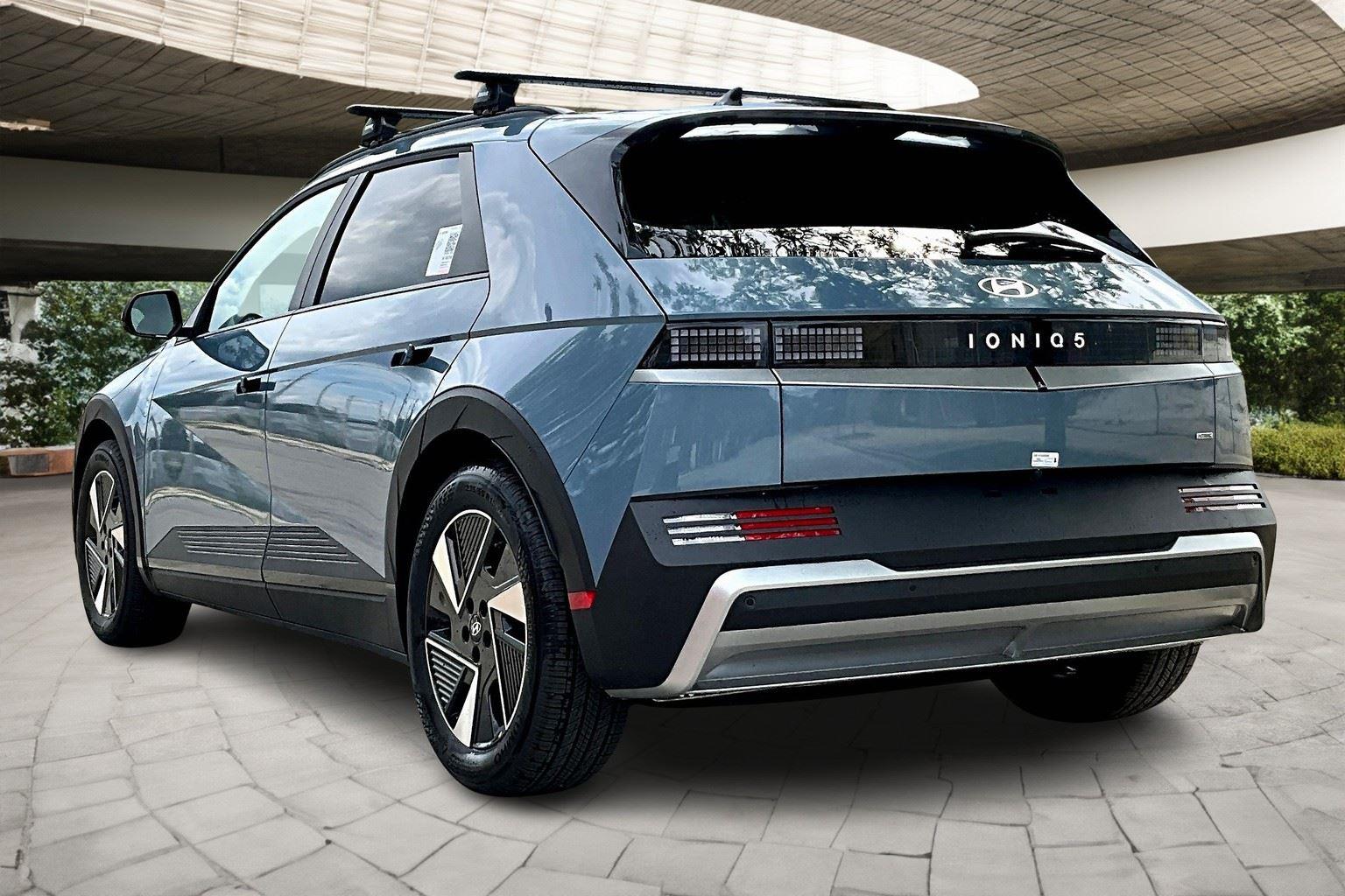 2025 Hyundai Ioniq 5 SE photo 40
