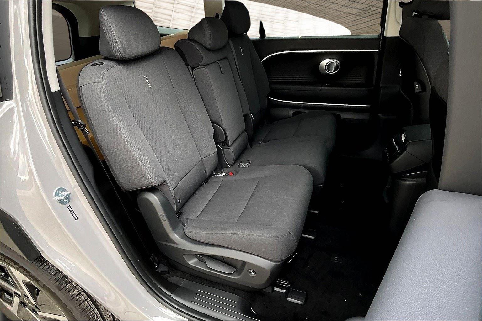 2026 Hyundai Ioniq SEL photo 34