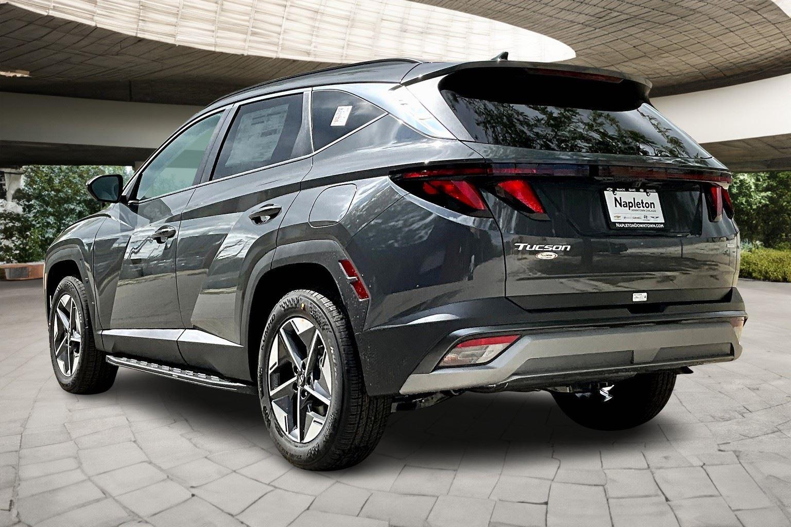 2026 Hyundai Tucson SEL photo 2