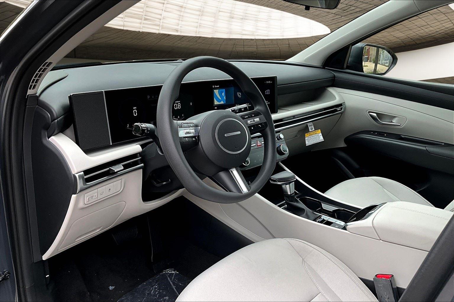 2026 Hyundai Tucson SEL photo 5