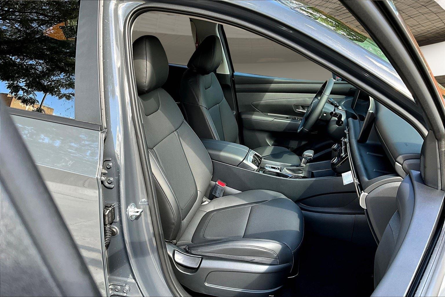 2026 Hyundai Tucson SEL Convenience photo 8