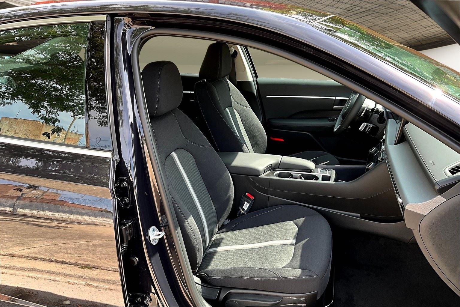 2024 Genesis G70 3.3T Sport Advanced photo 53