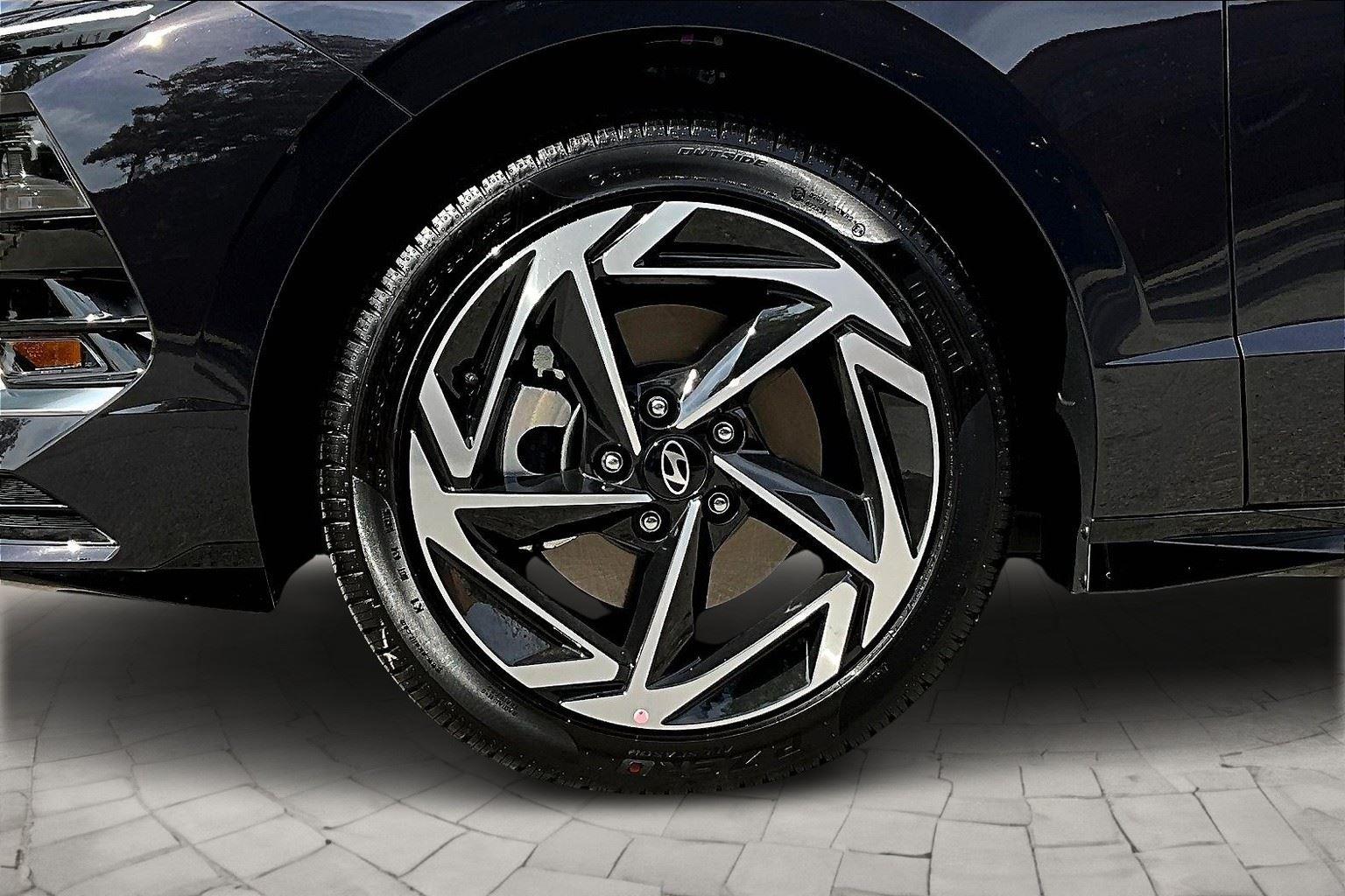 2024 Genesis G70 3.3T Sport Advanced photo 56