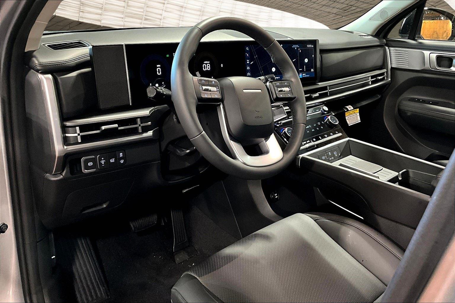 2025 Hyundai Santa Fe Calligraphy photo 30