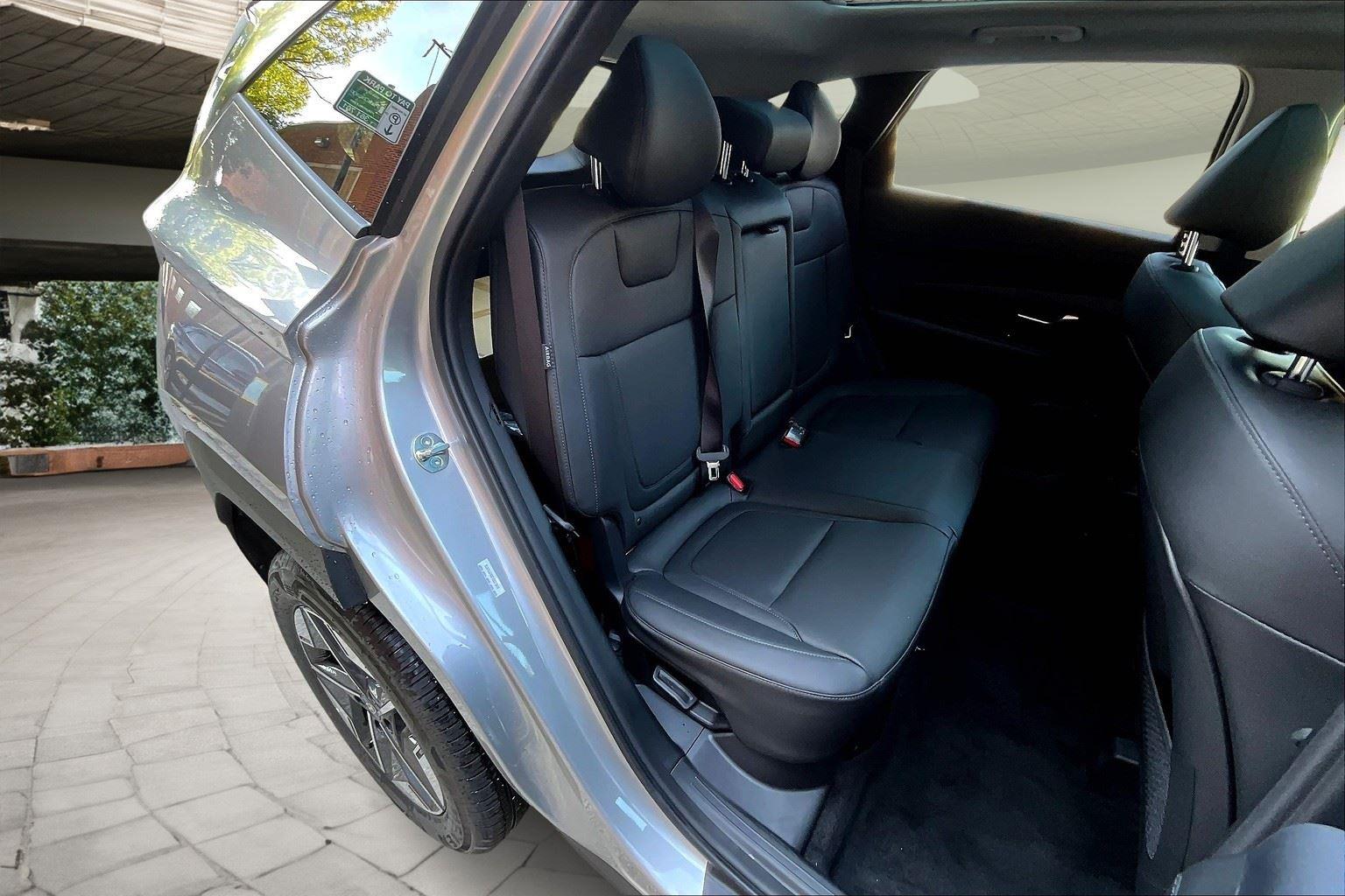 2025 Hyundai Tucson Hybrid SEL Convenience photo 8