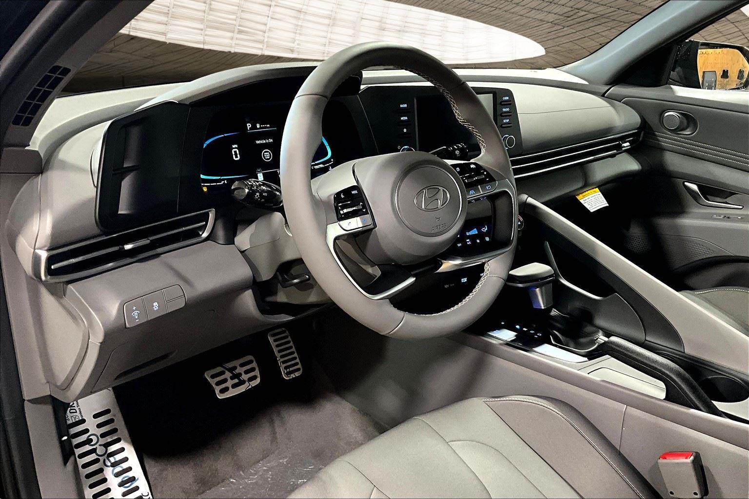 2026 Genesis GV70 3.5T Sport Advanced photo 43