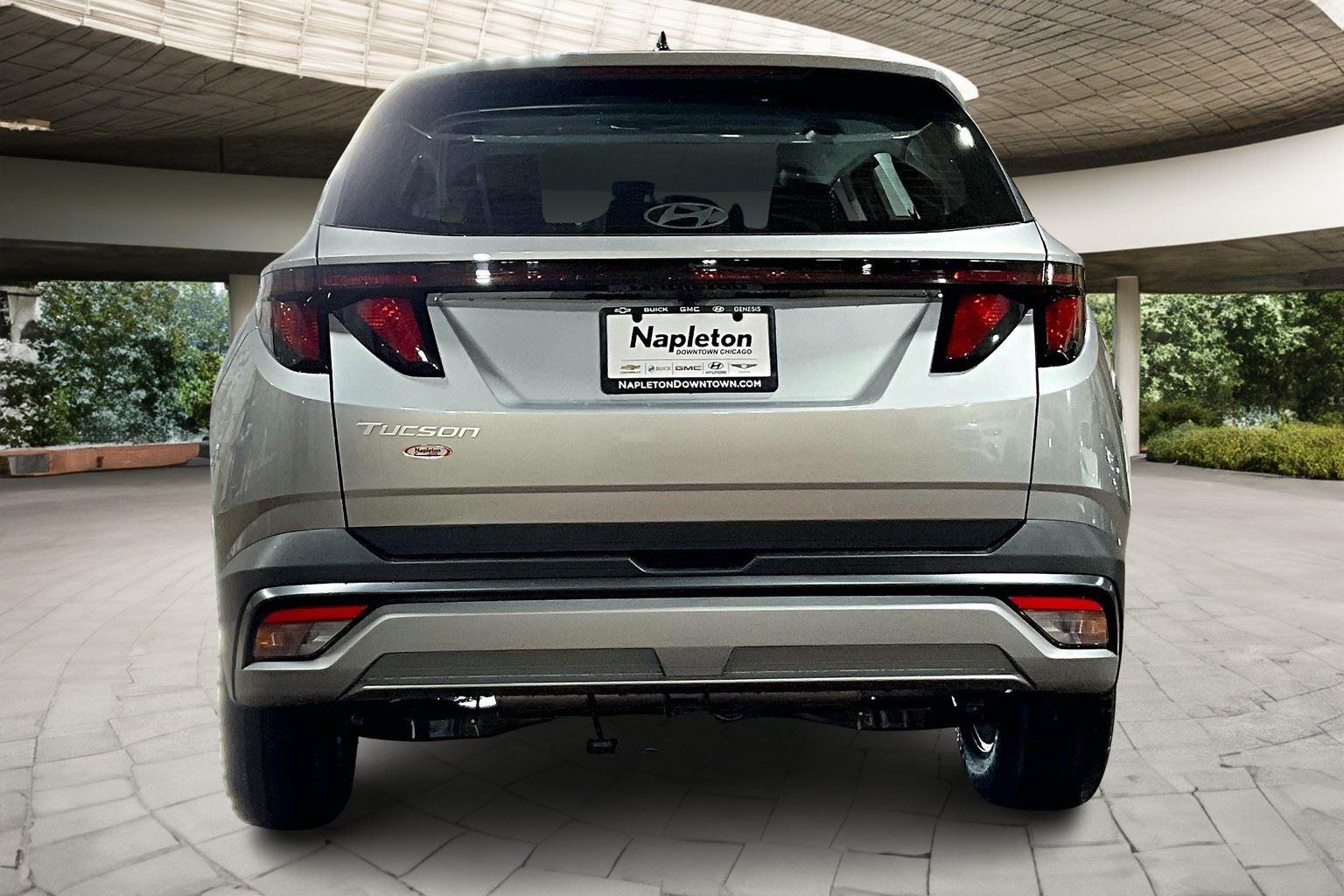 2026 Hyundai Tucson SE photo 4