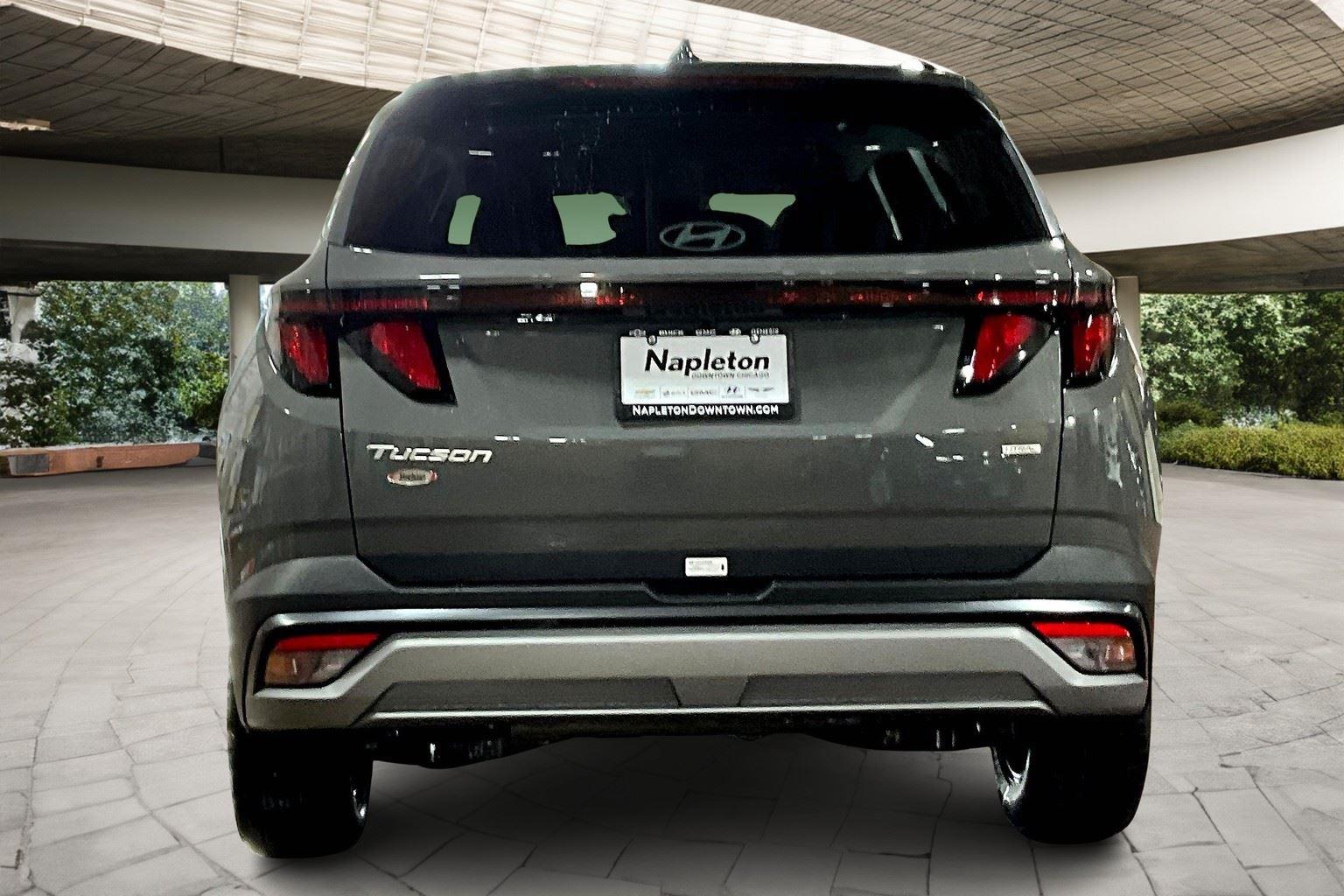 2026 Hyundai Tucson SEL photo 2