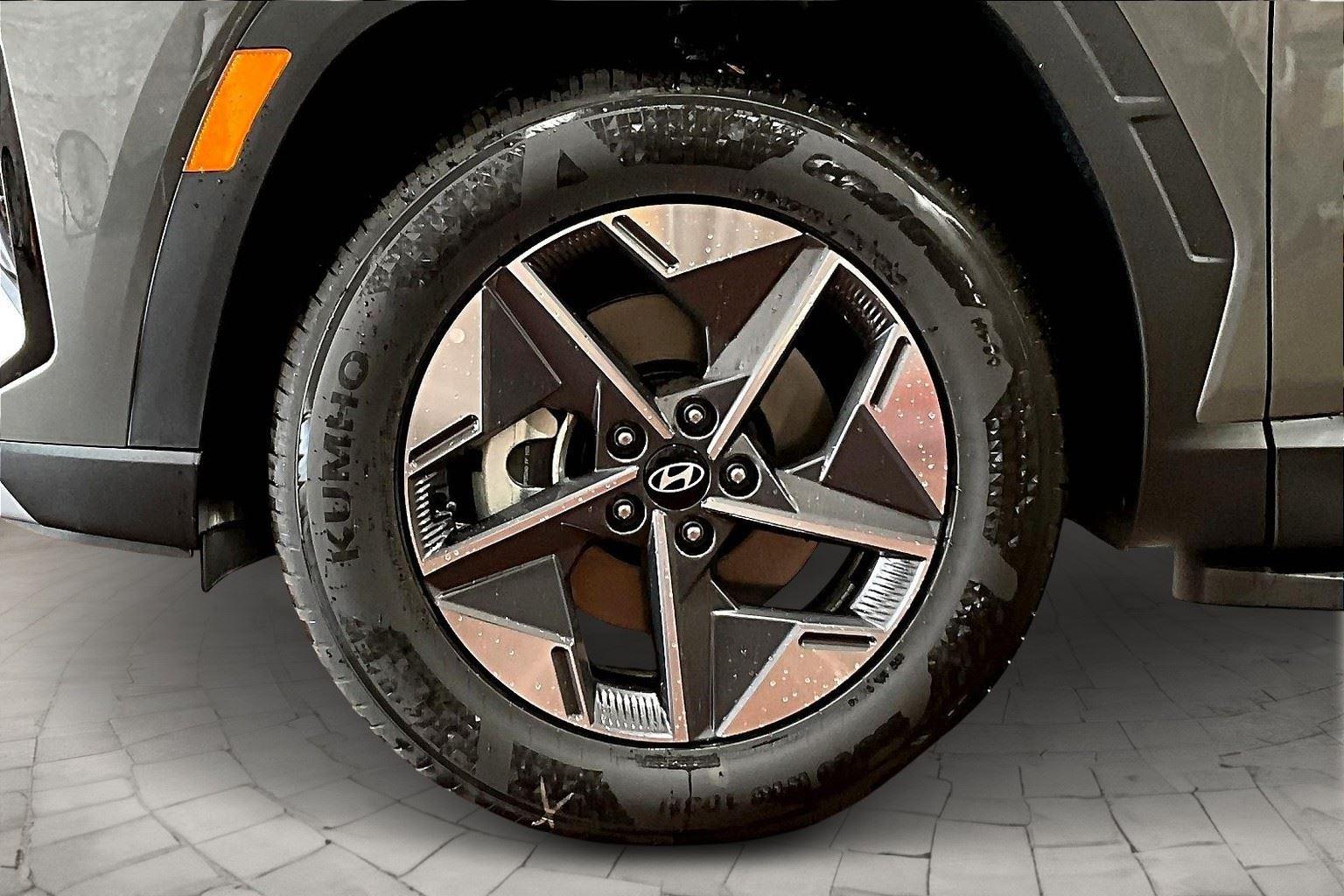 2026 Hyundai Tucson SEL photo 8