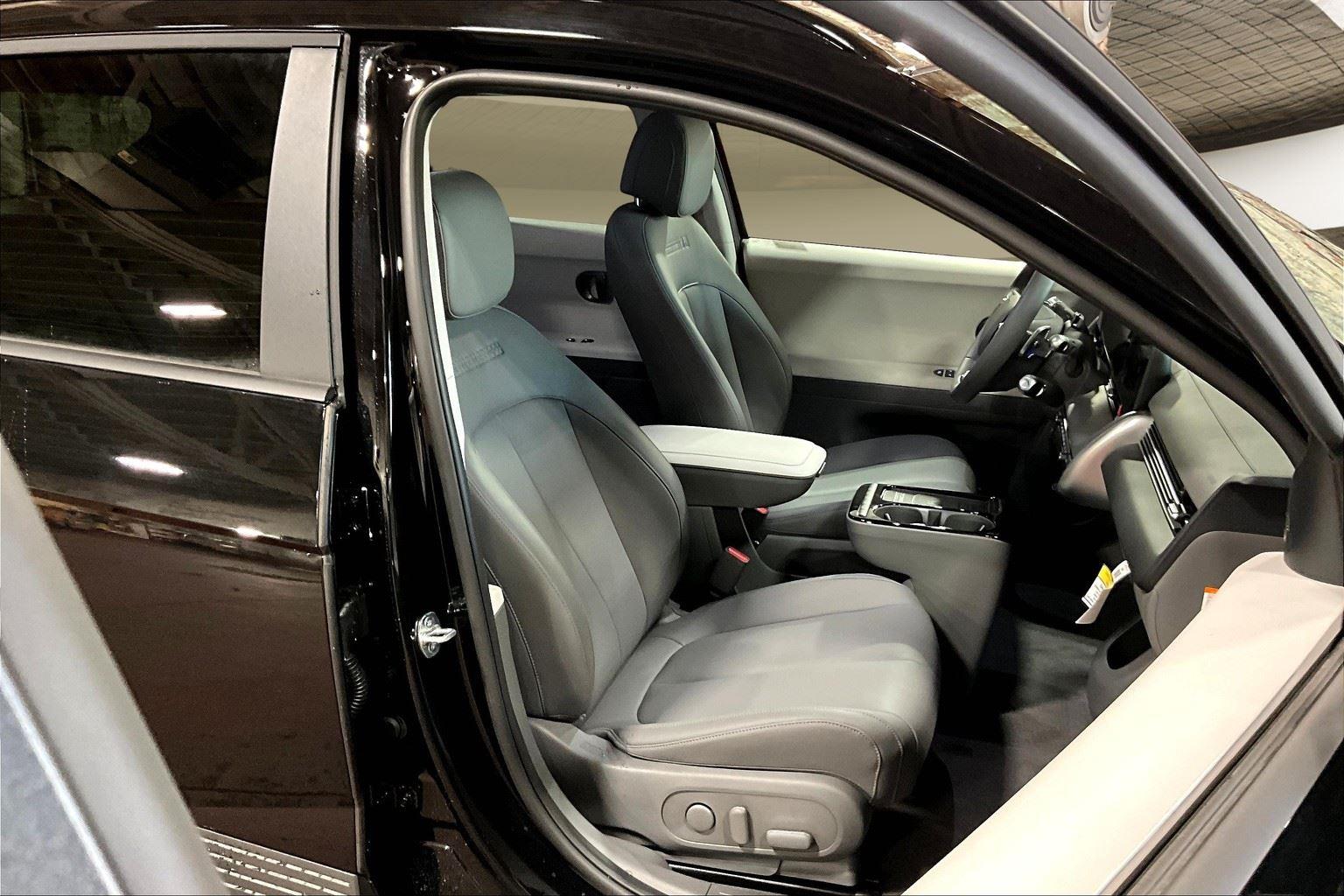 2025 Hyundai Ioniq 5 SE photo 59