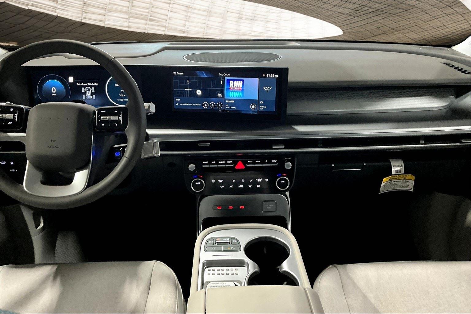 2026 Hyundai Ioniq SE photo 7