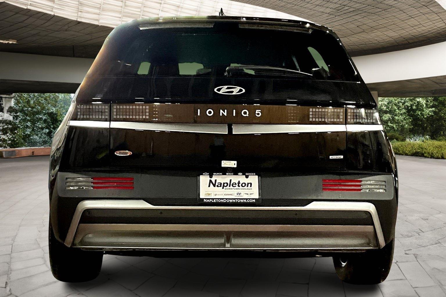 2025 Hyundai Ioniq 5 SEL photo 4