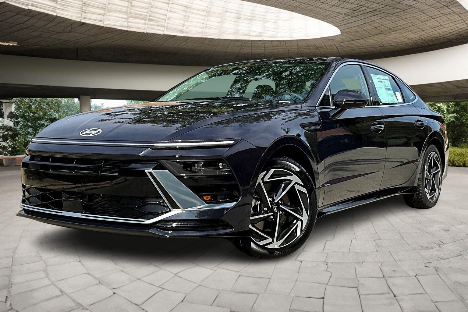 2026 Hyundai Sonata SEL's photo