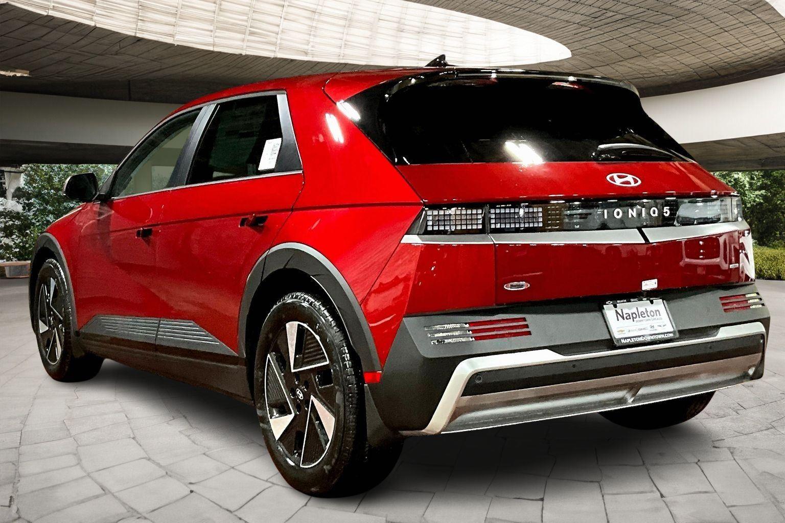 2026 Hyundai Ioniq 5 SEL photo 3