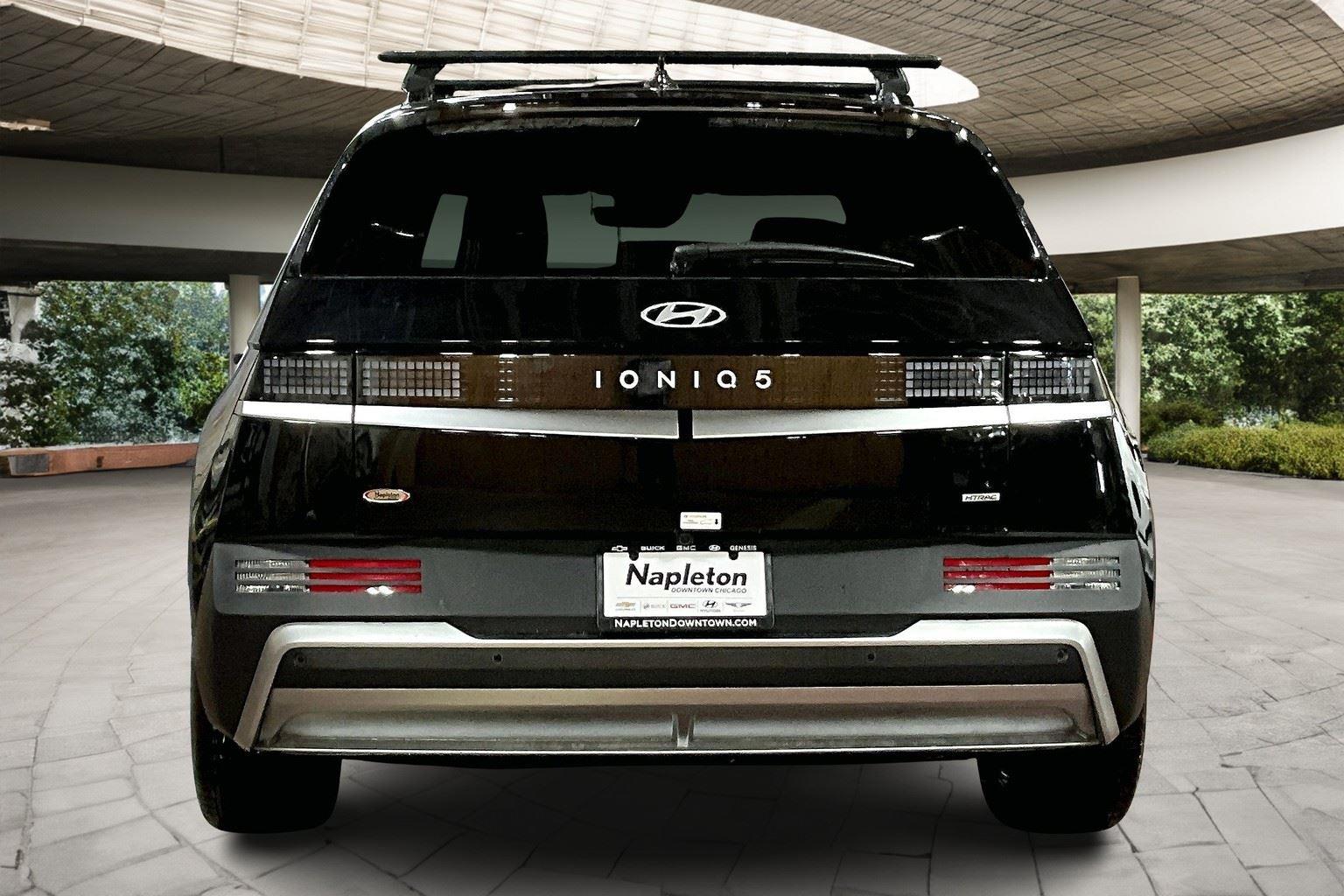 2025 Hyundai Ioniq 5 SEL photo 4