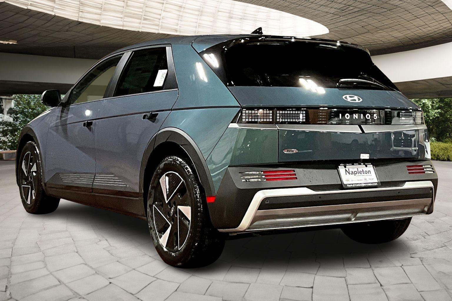 2026 Hyundai Ioniq 5 SEL photo 3