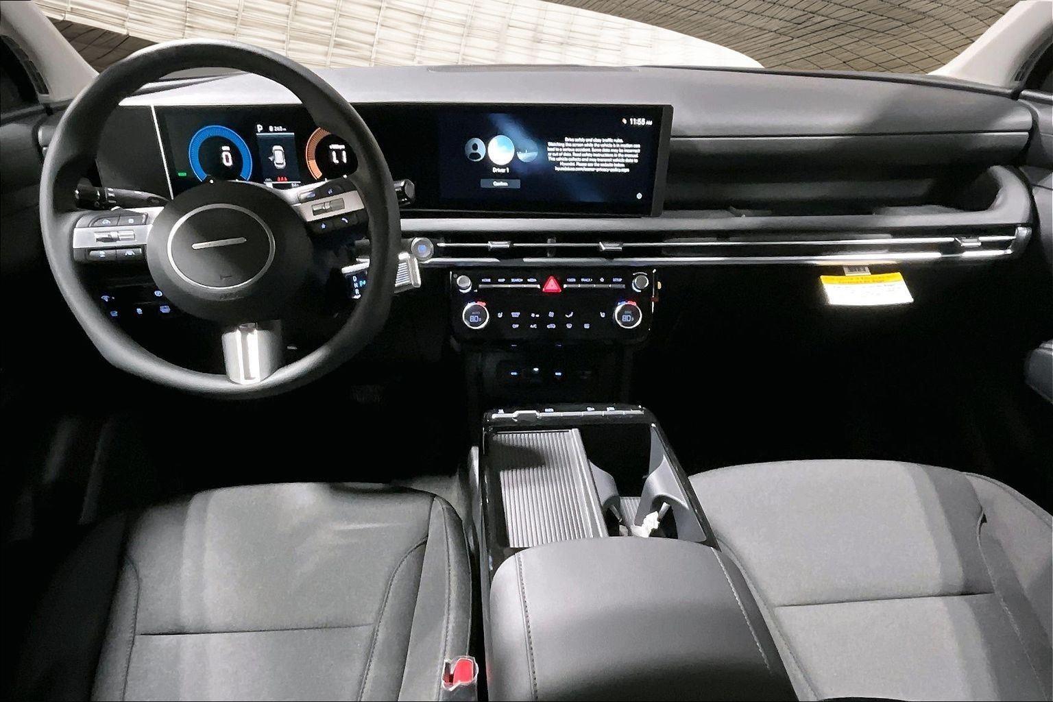 2026 Hyundai Tucson Hybrid SEL Convenience photo 3