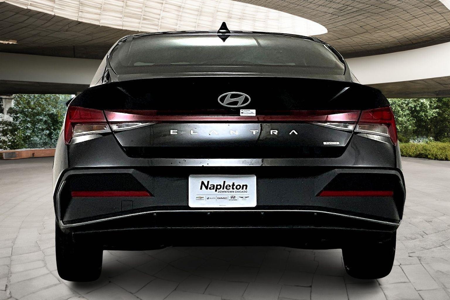 2025 Hyundai Elantra Hybrid SEL Sport photo 2