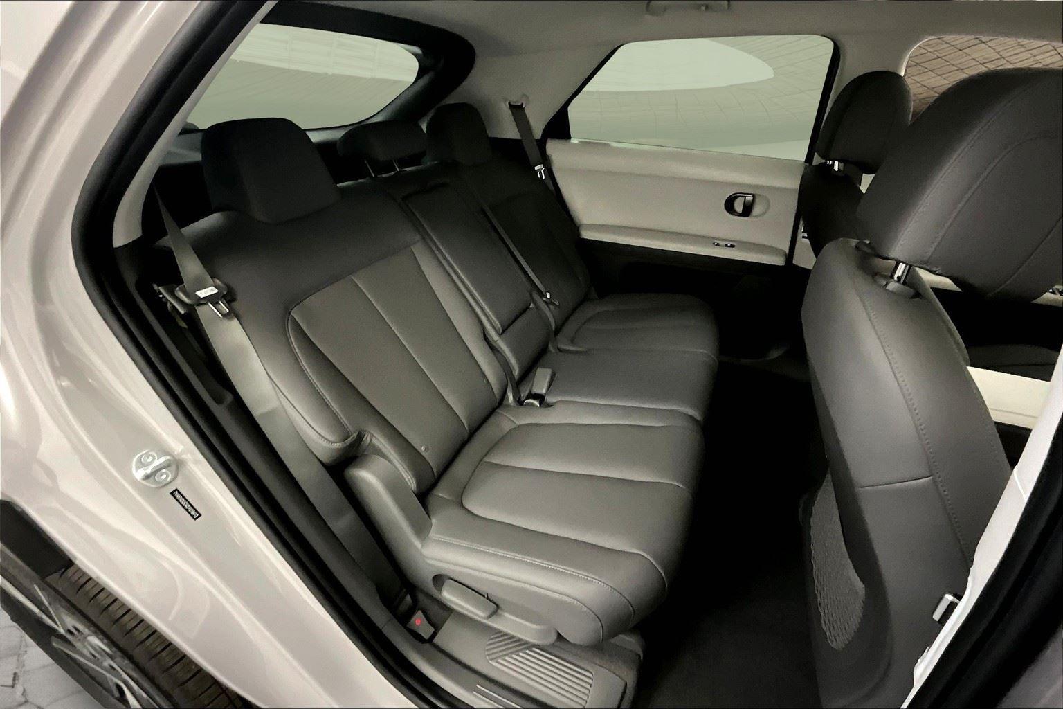 2025 Hyundai IONIQ 5 SEL - Photo 9