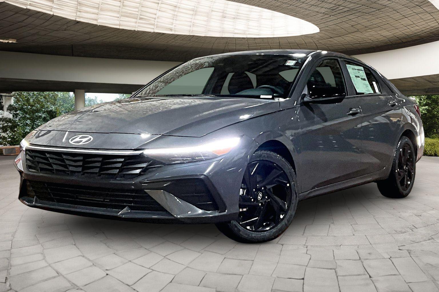 2026 Hyundai Elantra 2.0 SEL Sport IVT's photo