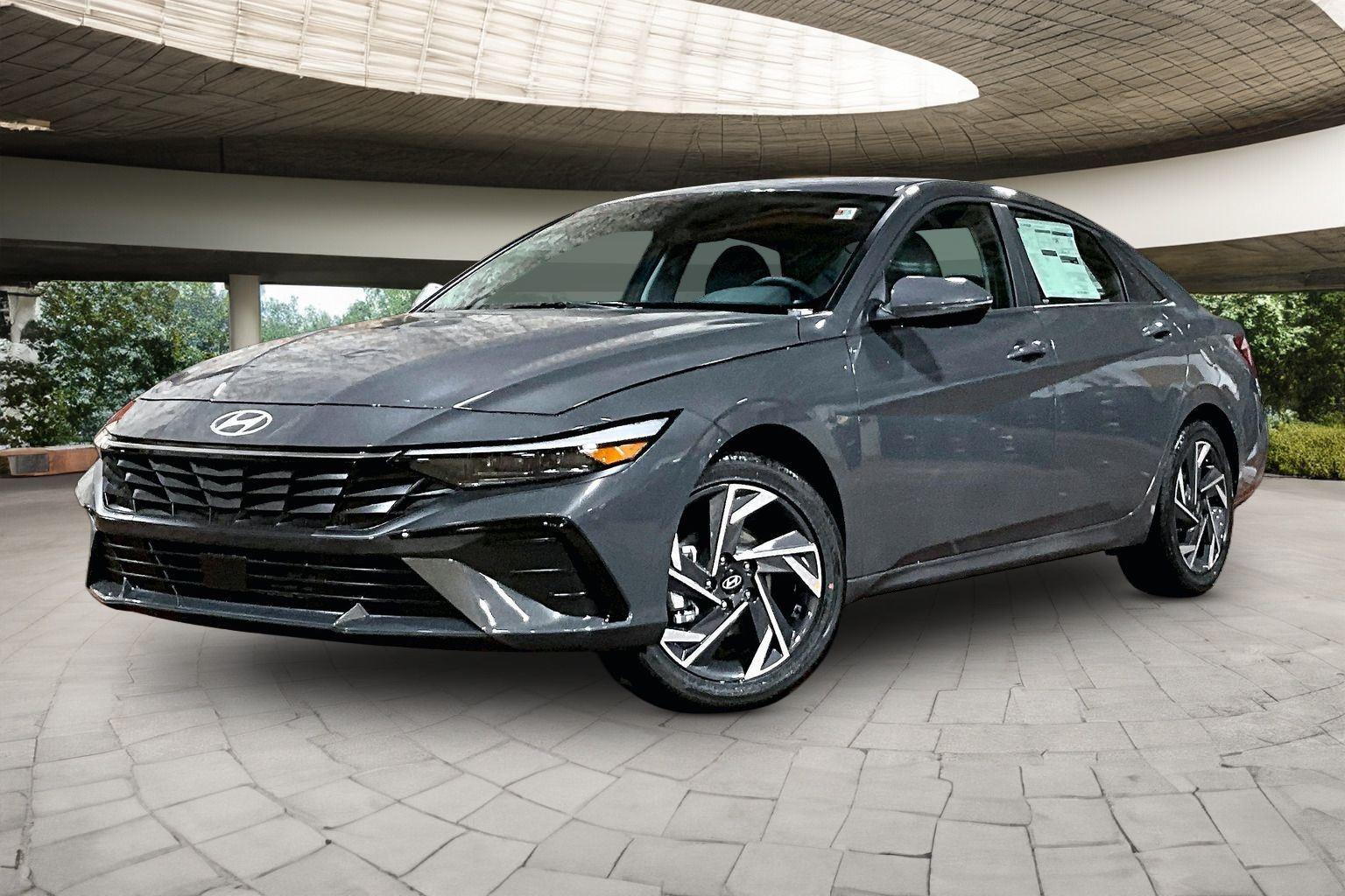 2026 Hyundai Elantra 2.0 Limited IVT's photo
