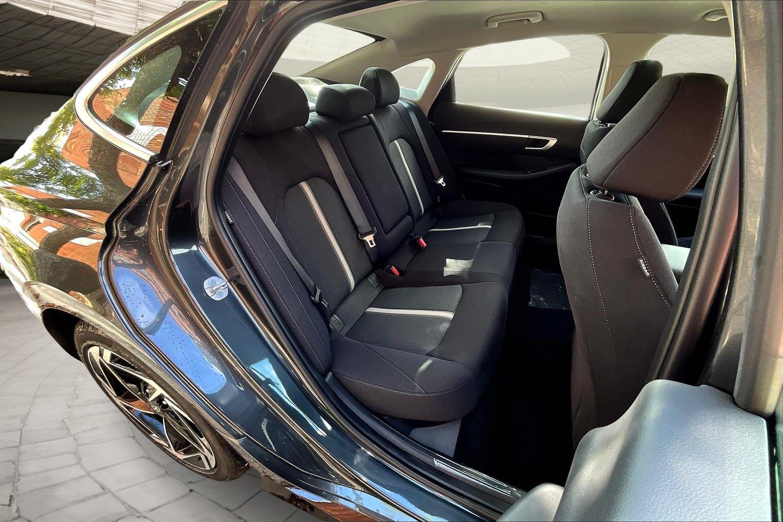 2026 Hyundai Sonata SEL - Photo 9