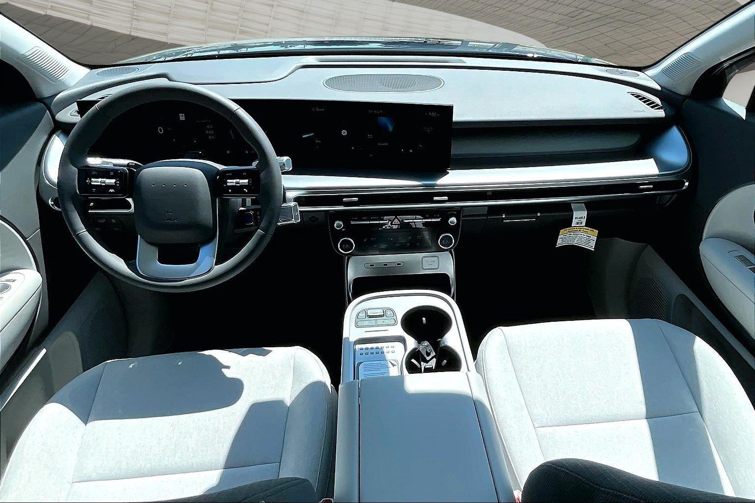 2026 Hyundai IONIQ 9 SE - Photo 6