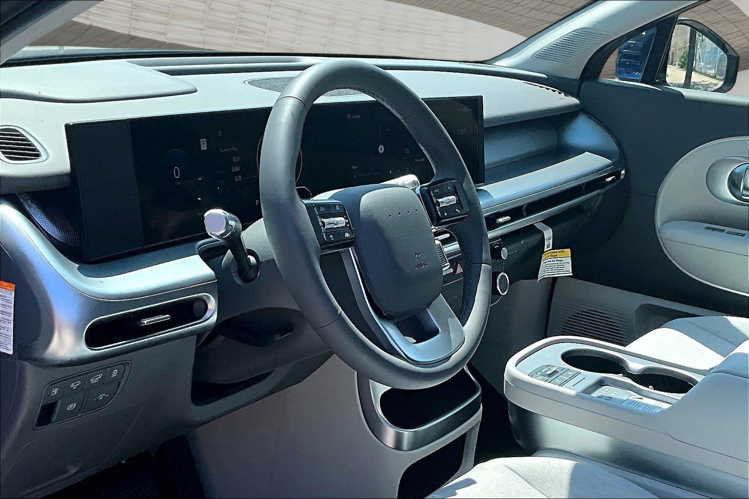 2026 Hyundai IONIQ 9 SE - Photo 8