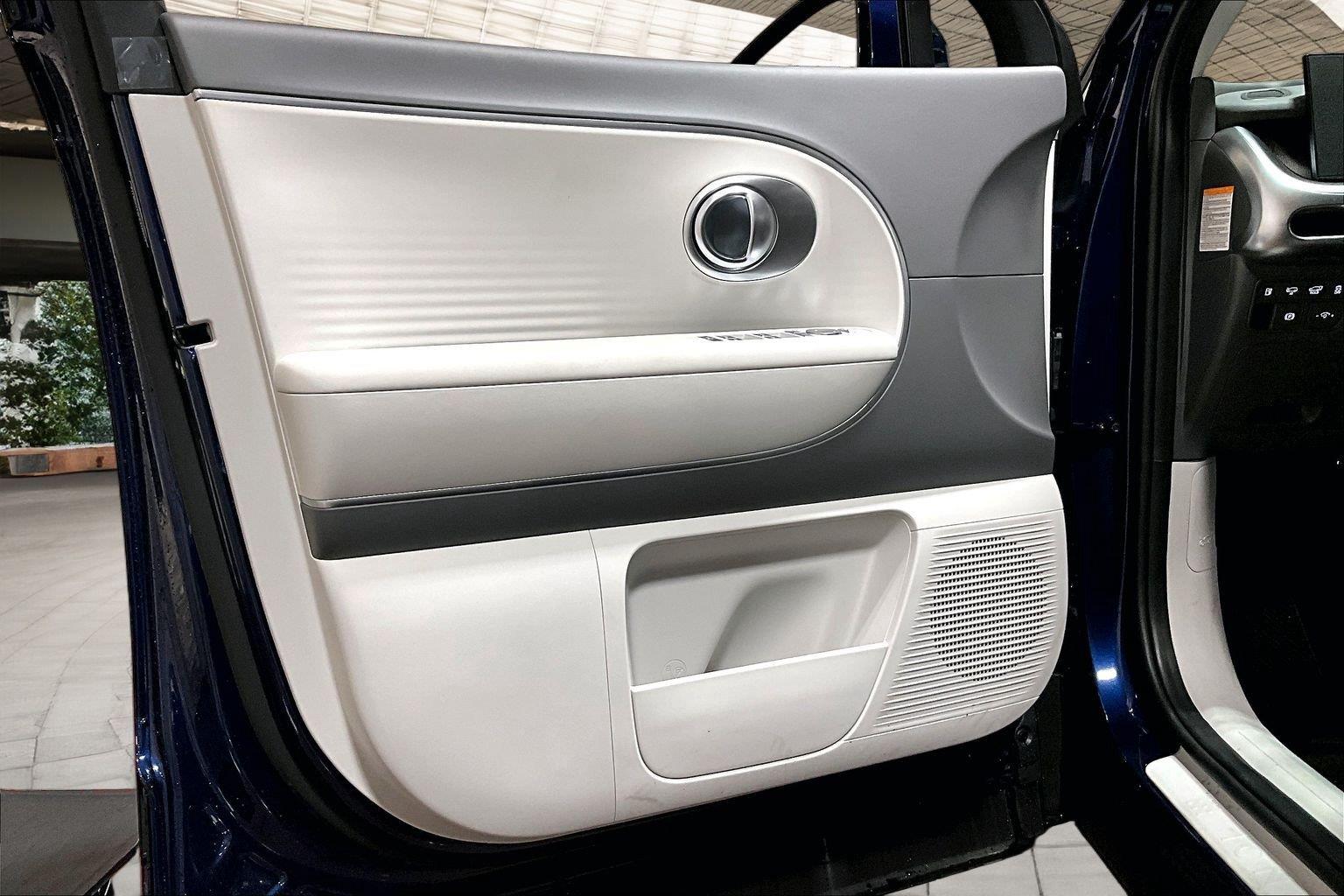2026 Hyundai IONIQ 9 SE - Photo 9