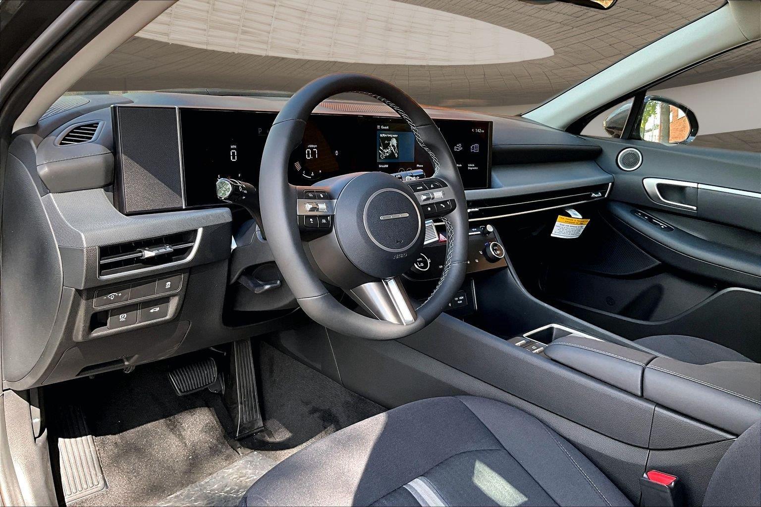 2026 Hyundai Sonata SEL - Photo 8